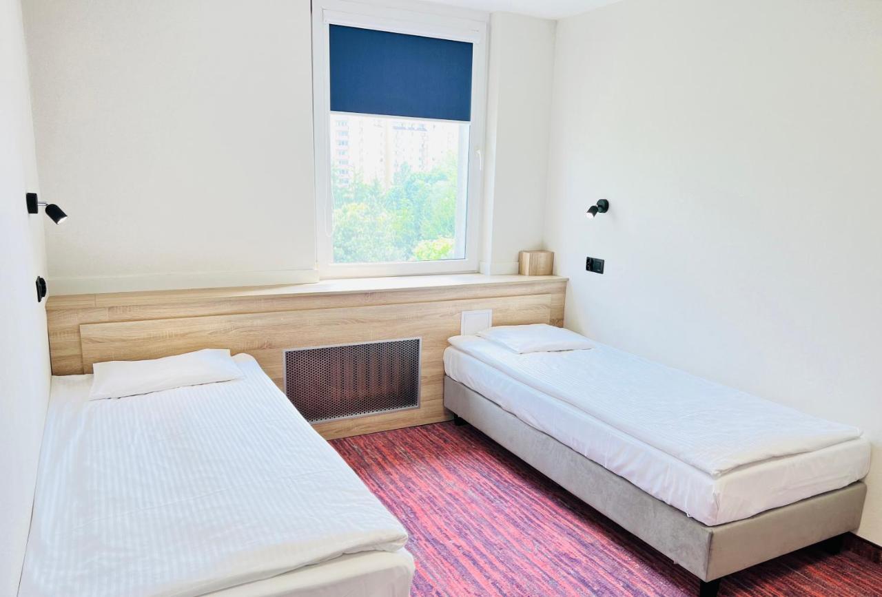 Hotel Rok คราคูฟ ภายนอก รูปภาพ